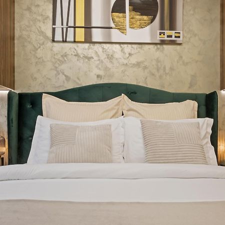 Awesome Apartment ブカレスト エクステリア 写真